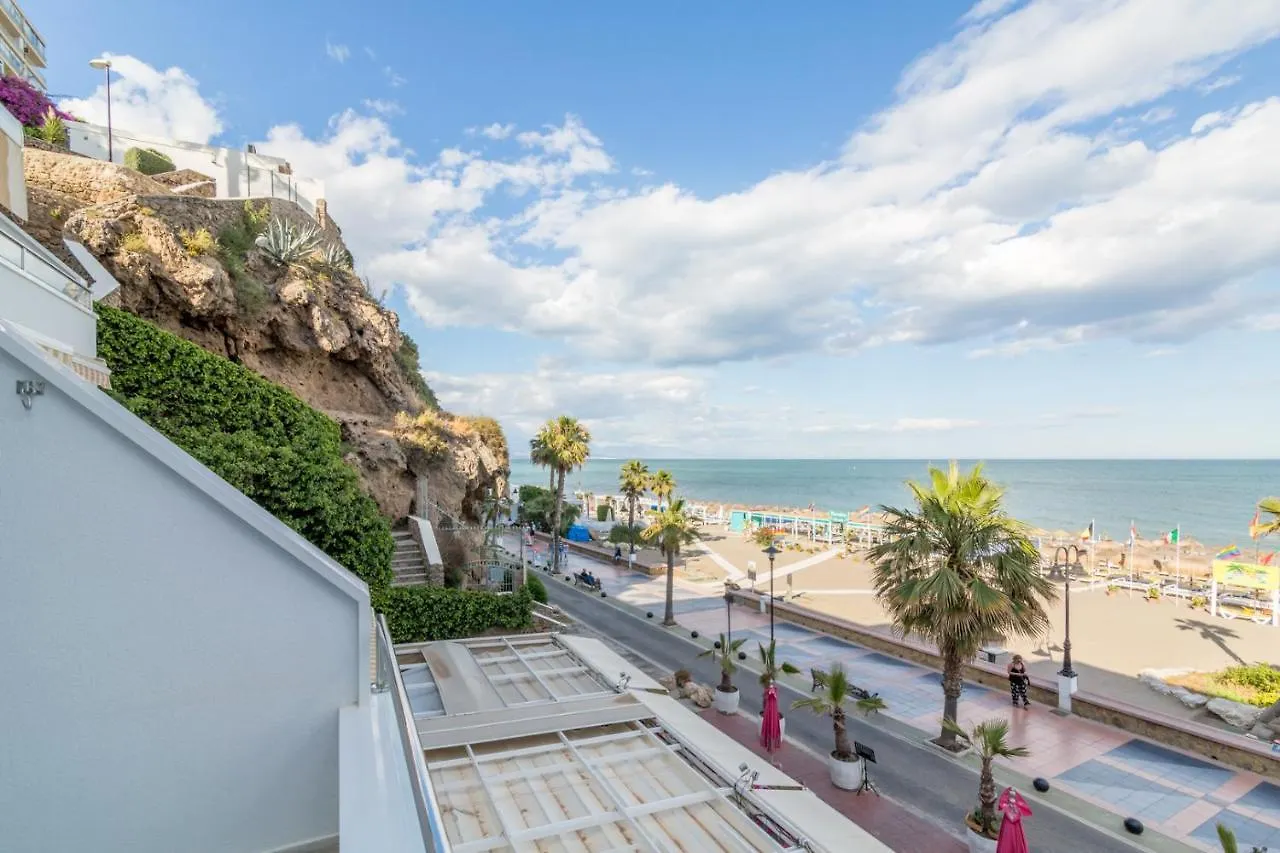 Roca Chica A Apartamento Adc Torremolinos Apartment